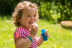 Armband zum Laktoseintoleranz erkennen