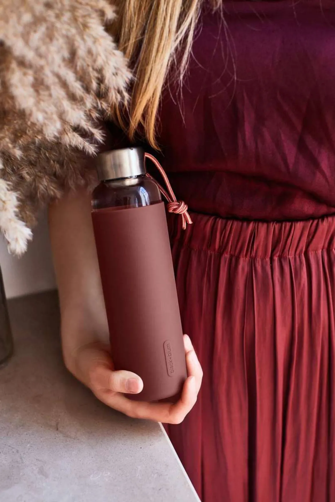 Black+Blum Borosilikatglas Trinkflasche in sieben Farben