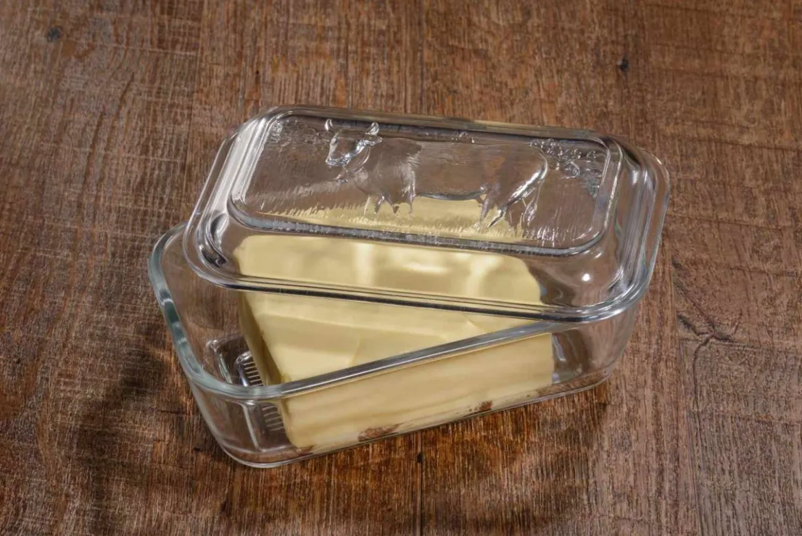Butterdose aus Glas mit Deckel online bestellen