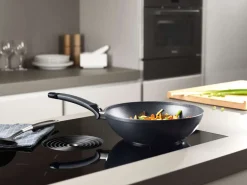 Fissler Wokpfanne 28 cm - Adamant für alle Herdarten