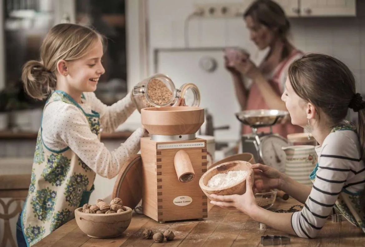 Getreidemühle Komo Fidibus Classic zum Mahlen von Getreide