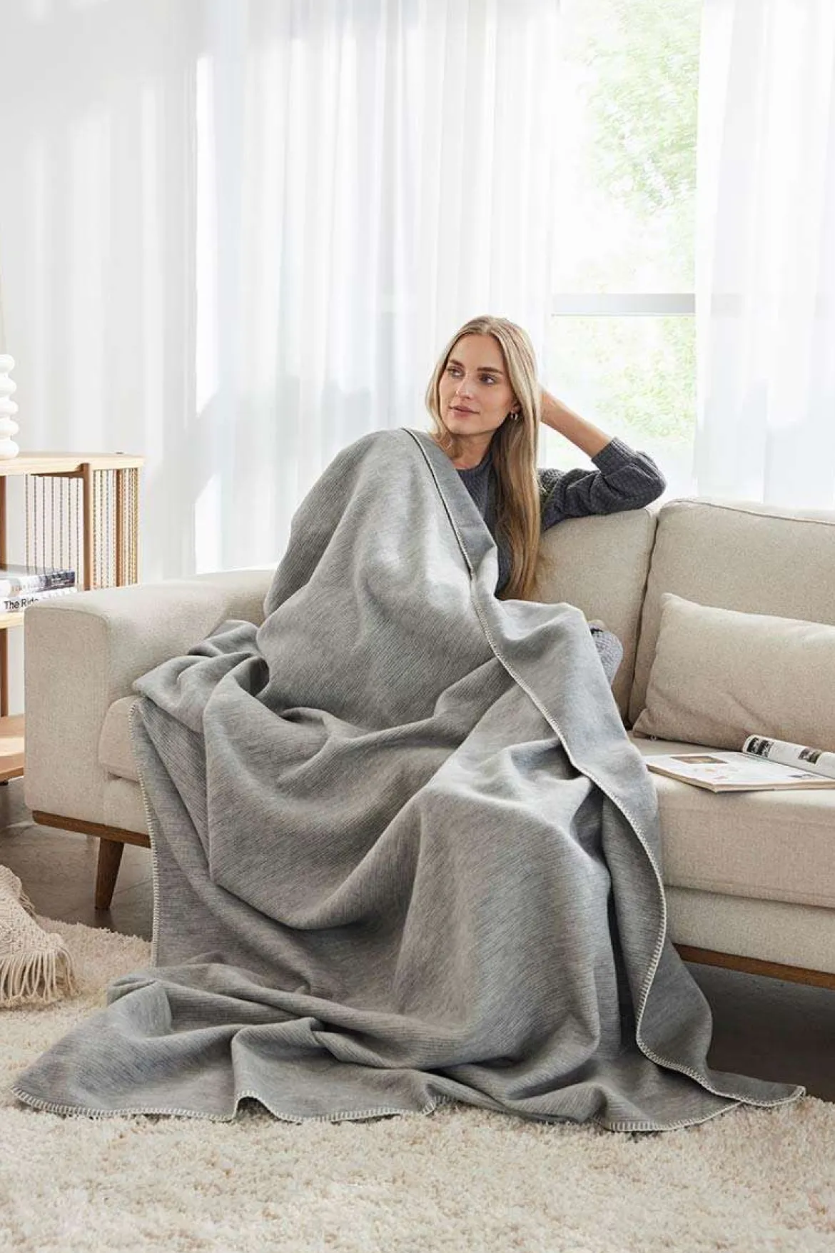 Kuscheldecke Lausanne – leicht & ideal für den Sommer