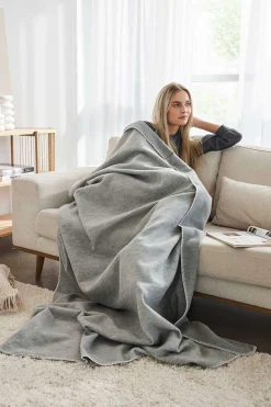 Kuscheldecke Lausanne – leicht & ideal für den Sommer