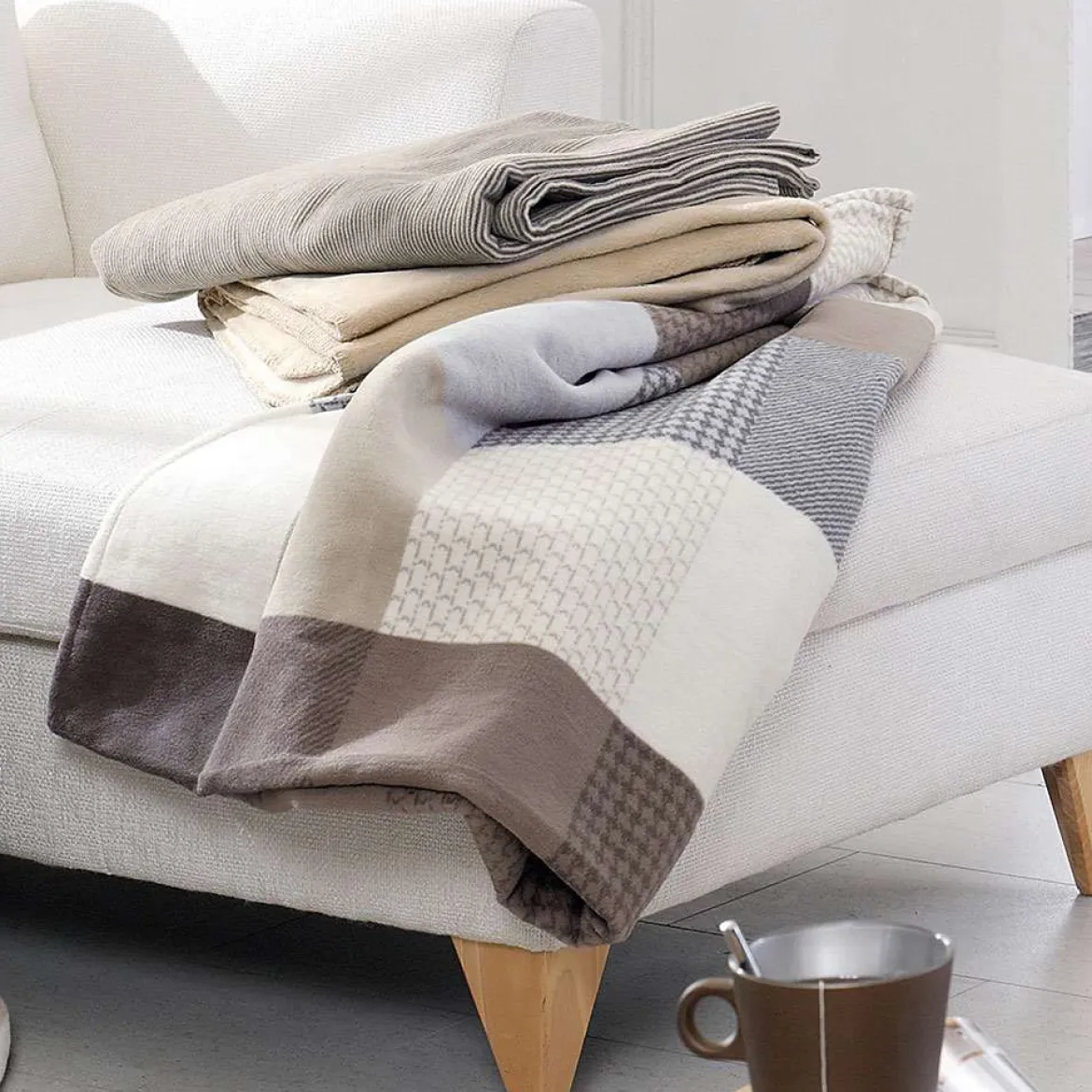 Kuscheldecke Pittsburgh: Wohndecke aus Bio-Baumwolle