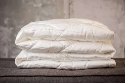 Leichte Tencel Sommerbettdecke: Bezug aus Baumwolle & Füllung aus Lyocell