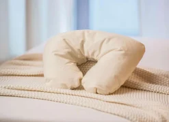 Nackenhörnchen für entspanntes Sitzen auf Reisen bestellen