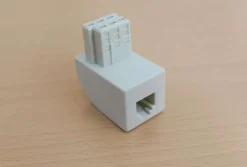 Telefon/Modem Adapter für Schweiz auf RJ11 (6P4C)