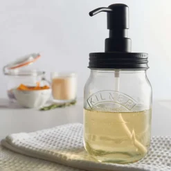 Vielseitiger Glas Pumpspender von Kilner - Industrial Design
